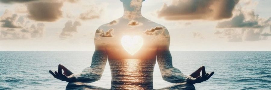 Persona in posizione del loto che medita davanti al mare con una luce radiosa sul petto, simbolo di equilibrio interiore.